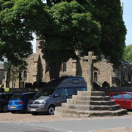 Sykes House Bed & Breakfast Askrigg Bagian luar foto