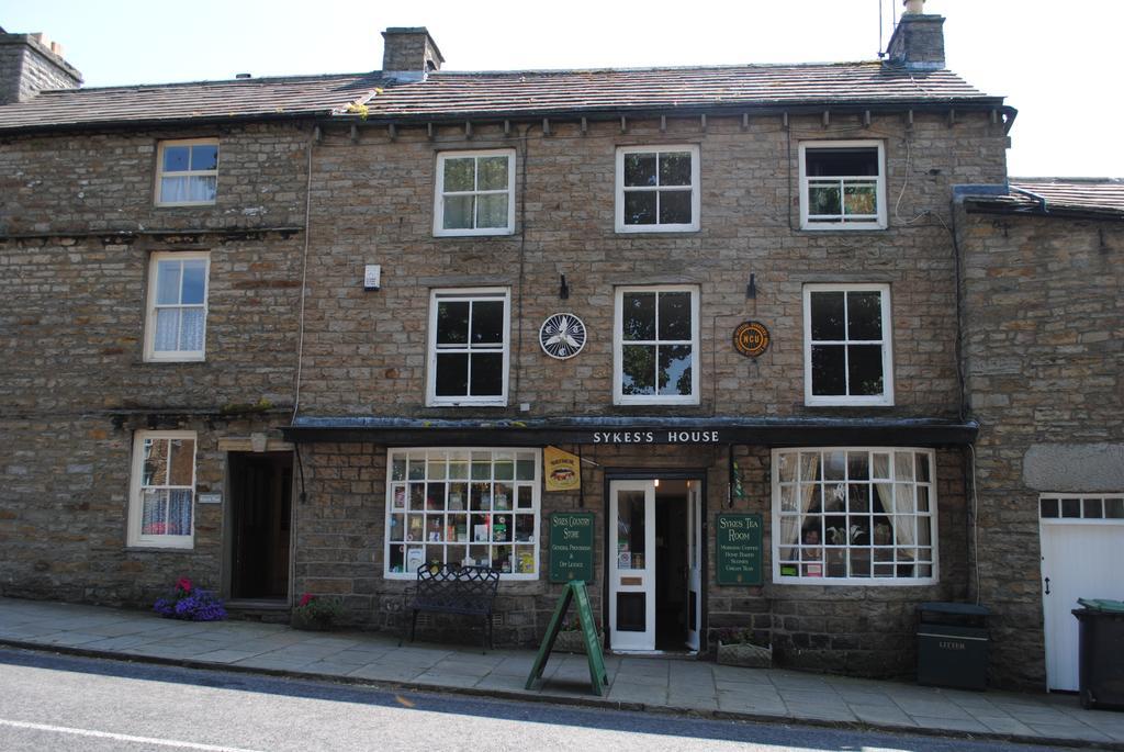 Sykes House Bed & Breakfast Askrigg Bagian luar foto