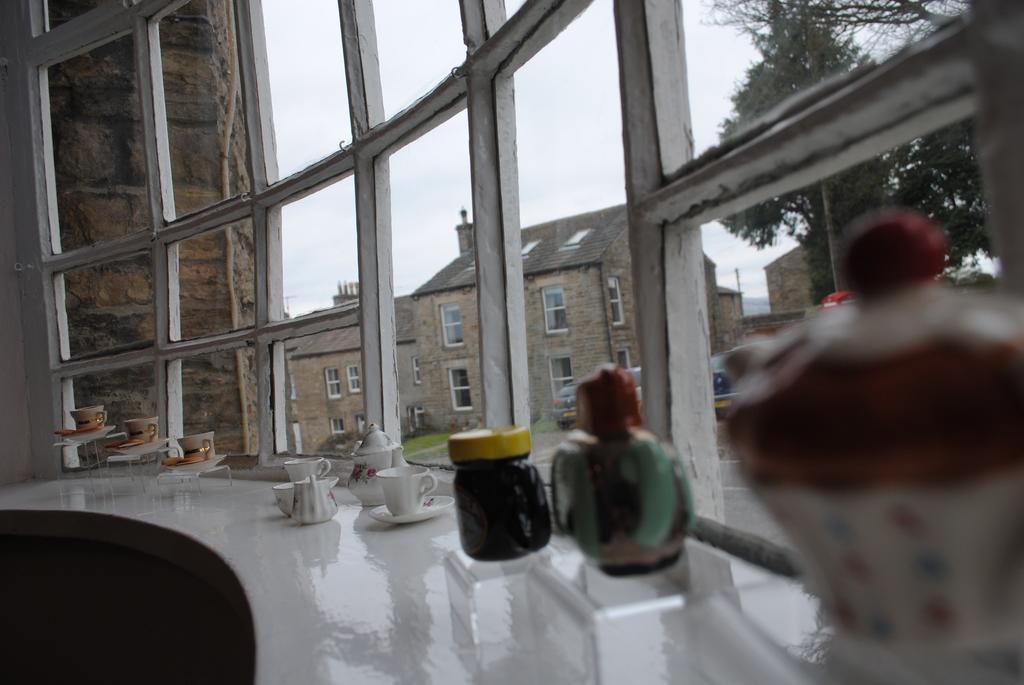 Sykes House Bed & Breakfast Askrigg Bagian luar foto